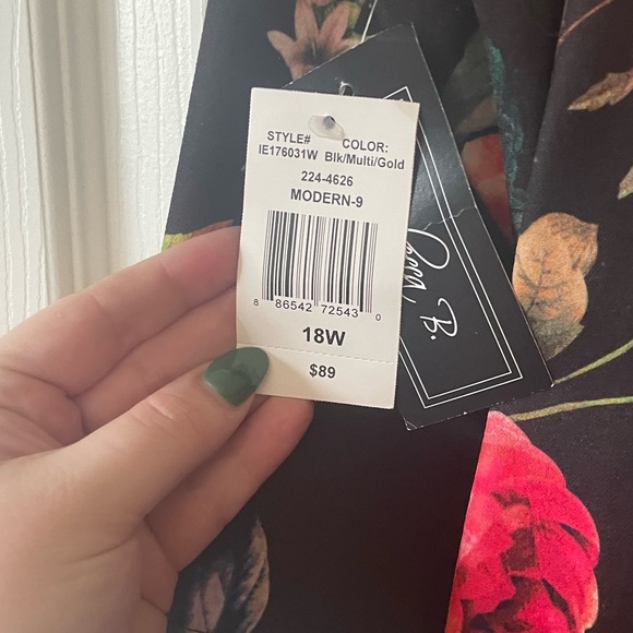 Semi formal cocktail dress floral plus size - Picture 3 of 5